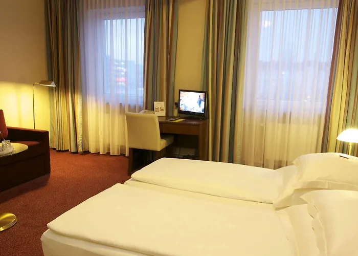Hotel Central Hamburg 2*